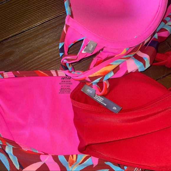 Aerie swim suits 4 pieces total - Picture 5 of 7